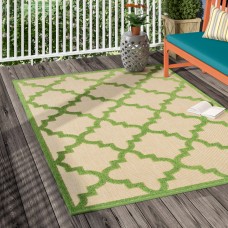 Charlton Home Winchcombe Sand/Green Outdoor Area Rug CHLH7973